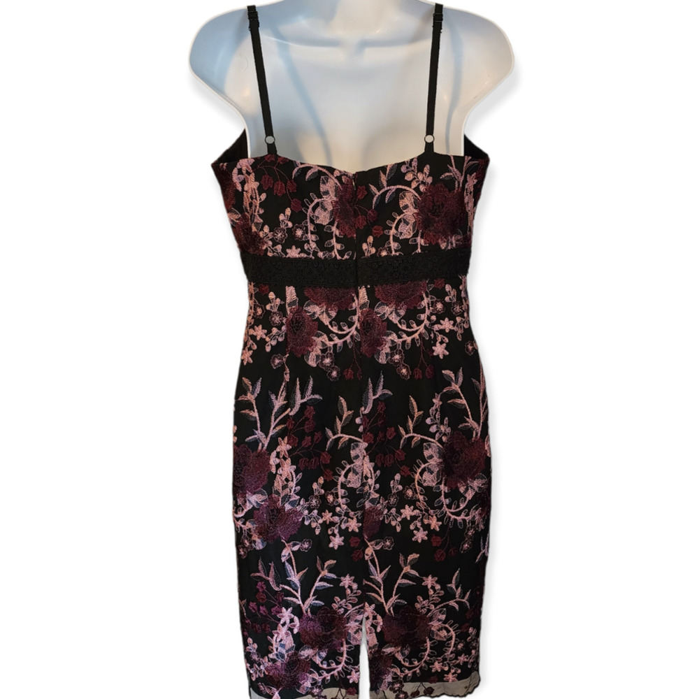 White House Black Market WHBM Embroidered Floral Dress Size 8 - Picture 2 of 6